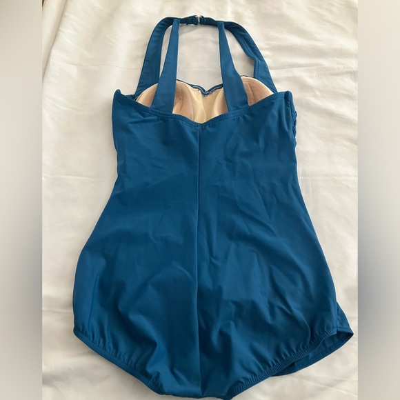 Lands’ End one piece skirted tummy control SlenderSuit. Size 12 long. - Picture 2 of 3